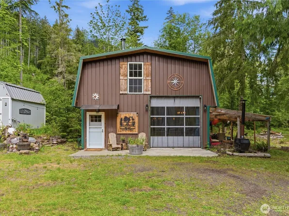 3320 Duckabush Road, Brinnon, WA 98320