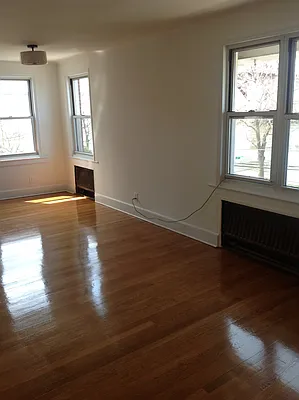 Rented by Kathi Markou, LREB | media 26