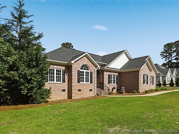 3rd image of 152 Ham Rd