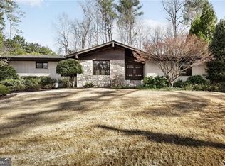 437 Hollydale Ct NW, Atlanta, GA 30342