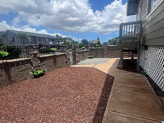 483 Kaiwahine St — Photo 4