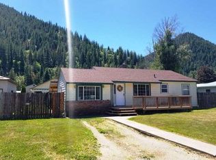 217 E Oak Ave, Osburn, ID 83849
