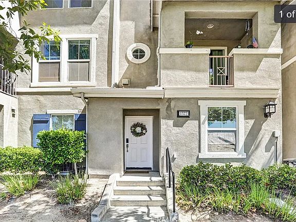 2nd image of 1572 Hackberry Pl