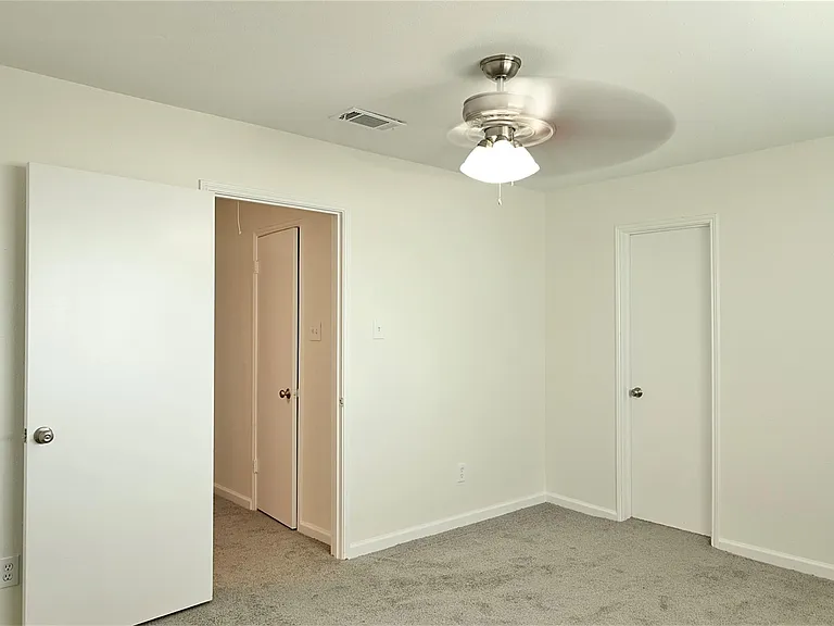 7918 Prestwood Dr #4 — Photo 21