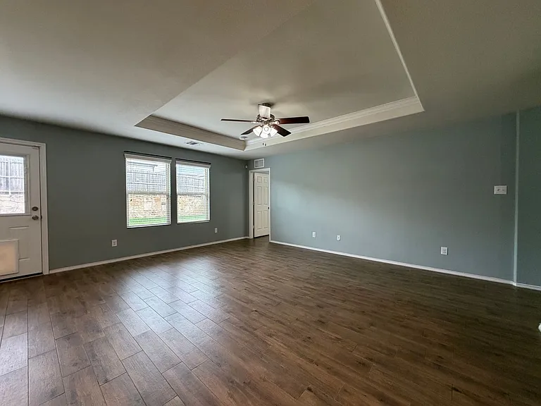 9913 Amosite Dr — Photo 9