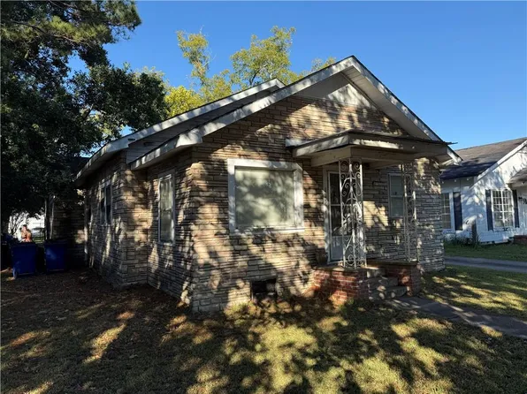 123 S 11th St, Oakdale, LA 71463