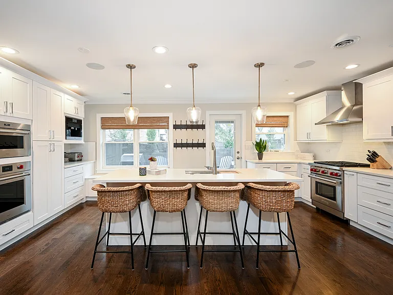 530 Anthony St #530 — Photo 8