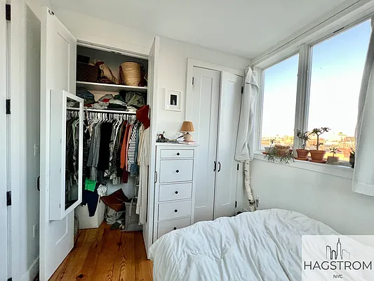 Rented by Hagstrom Management Inc | media 112