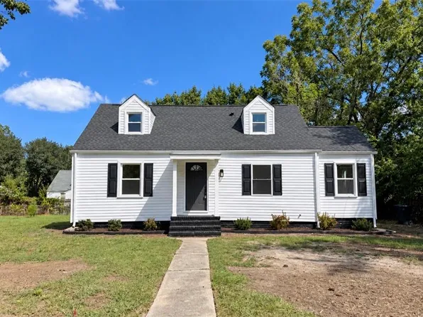 8 Van Patton Pl, Portsmouth, VA 23701