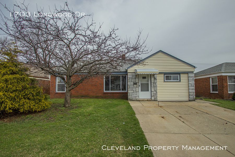 1st image of 1703 Longwood Dr