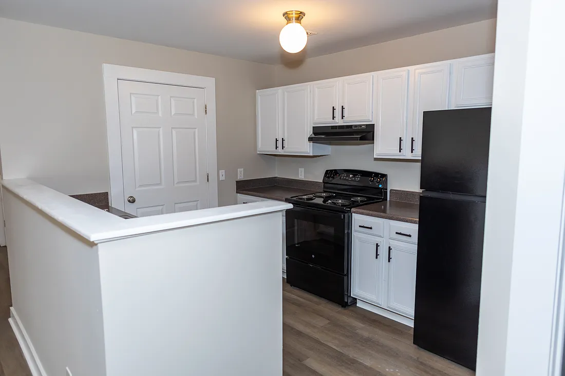 080-01: East Harper Ave Apartments - 210 - 50% — Photo 3