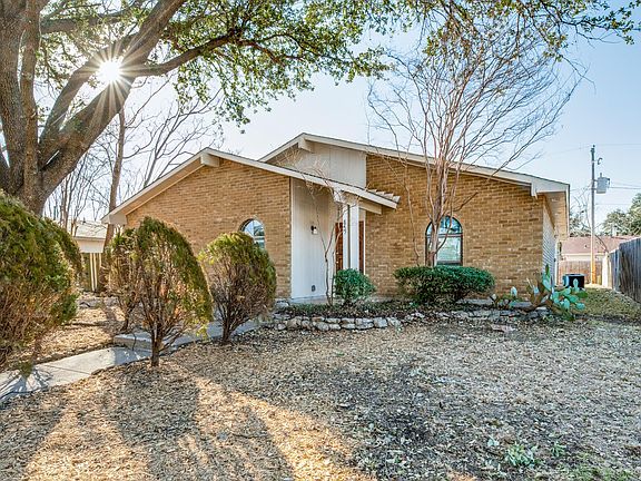 2nd image of 845 Pinoak Dr