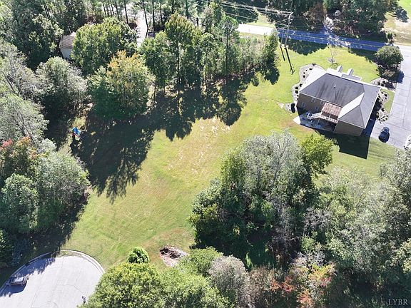4th image of 150 Cornwallis Dr