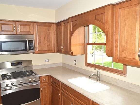 5th image of 255 Spring Creek Cir #255