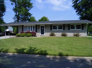 605 Fairway St, Bethalto, IL 62010