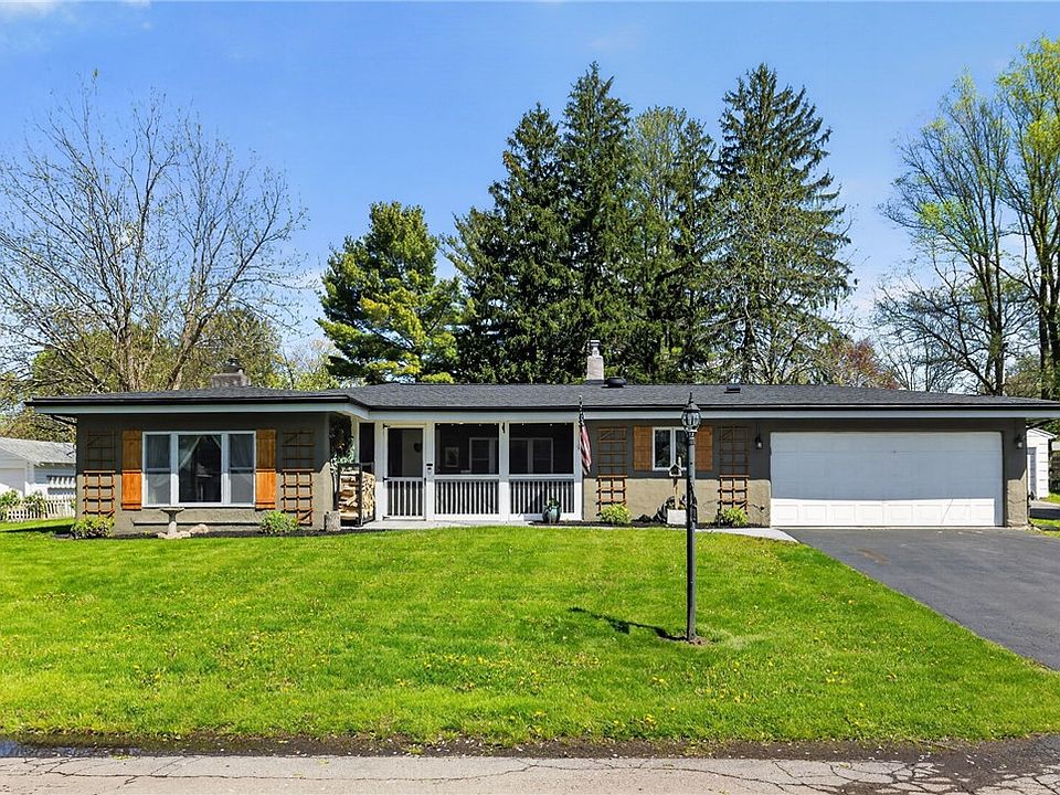 1st image of 22 Riverview Hts