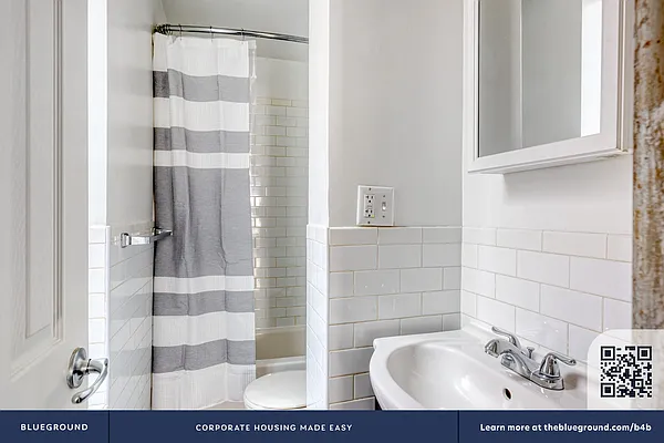 Rented by The Blueground | media 22