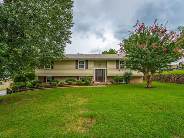 964 Wyndsor Dr, Hixson, TN 37343