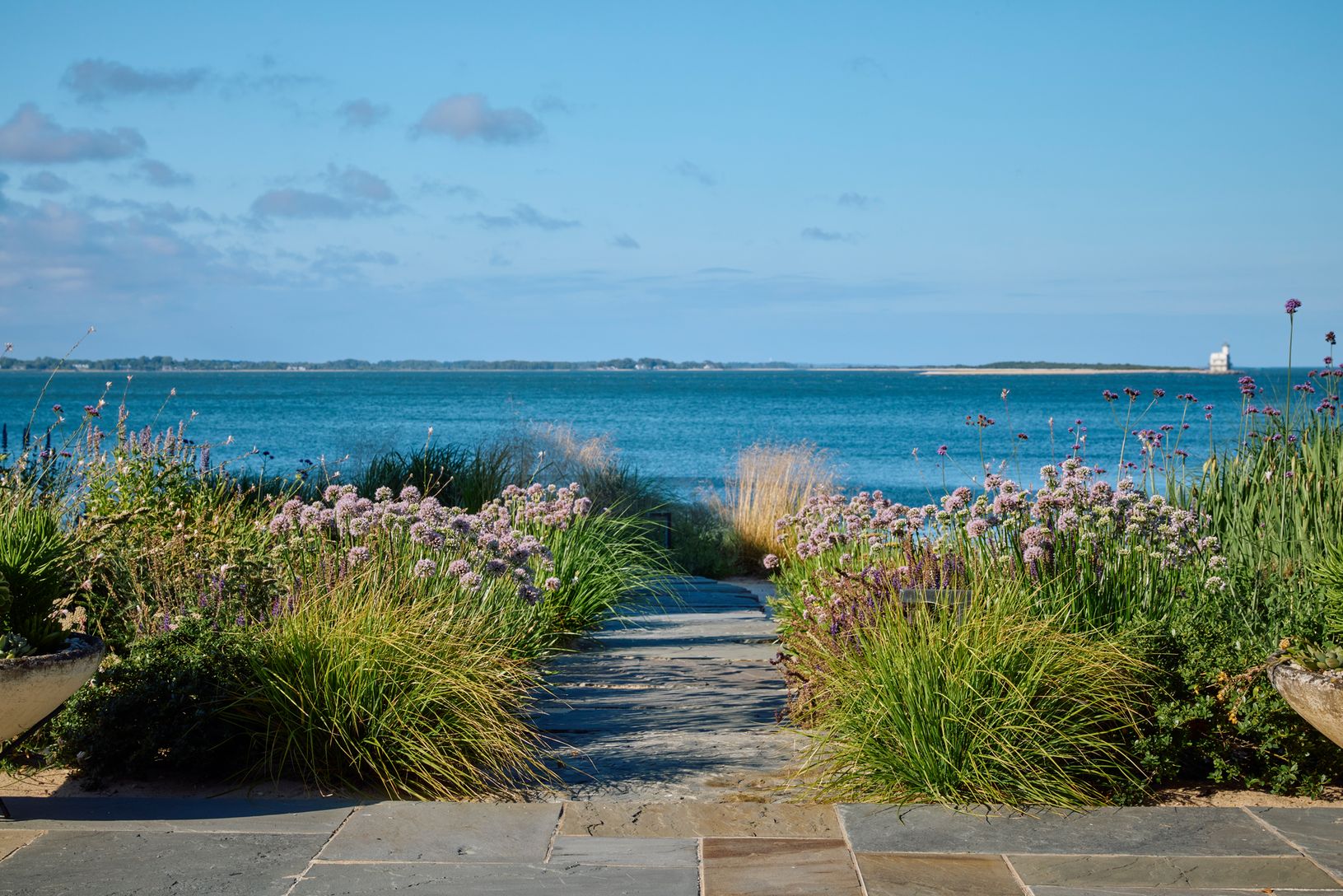  Stroll to Endless Beauty 