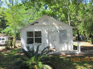 2706 W Moody Ave, Plant City, FL 33563