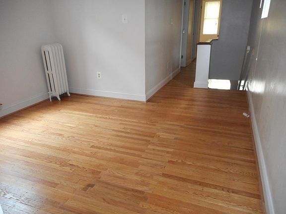 3rd image of 225 W Wyoming Ave