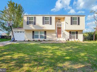 2197 Neville Ct, Waldorf, MD 20602