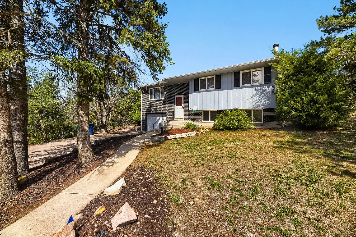 4 bed, 1808 sqft, $2,750 — Photo 3