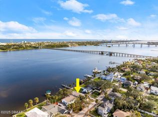 243 Lexington Dr, Daytona Beach, FL 32114