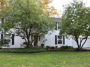 5324 Golfway Ln, Lyndhurst, OH 44124