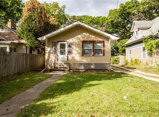 1522 30th St, Des Moines, IA 50311