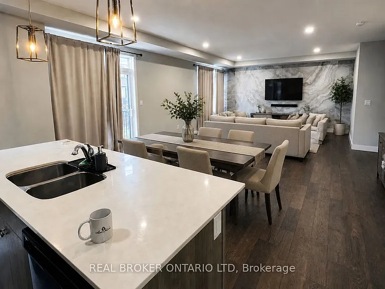 177 Edgevalley Rd #11 — Photo 4
