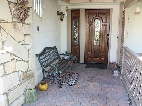 3rd image of 755 Calabria Dr