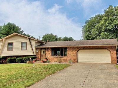110 Penny Ln, Trail Creek, IN, 46360