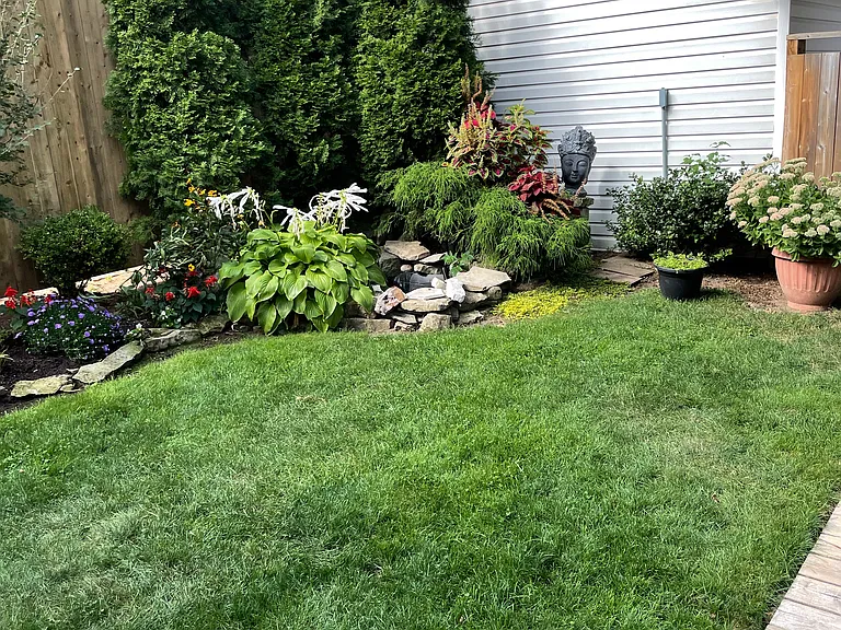 92 Burris St #1 — Photo 13