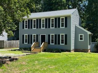 10231 Dakins Dr, North Chesterfield, VA 23236