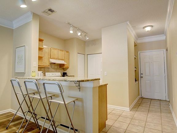 3rd image of 4207 S Dale Mabry Hwy Unit 1205