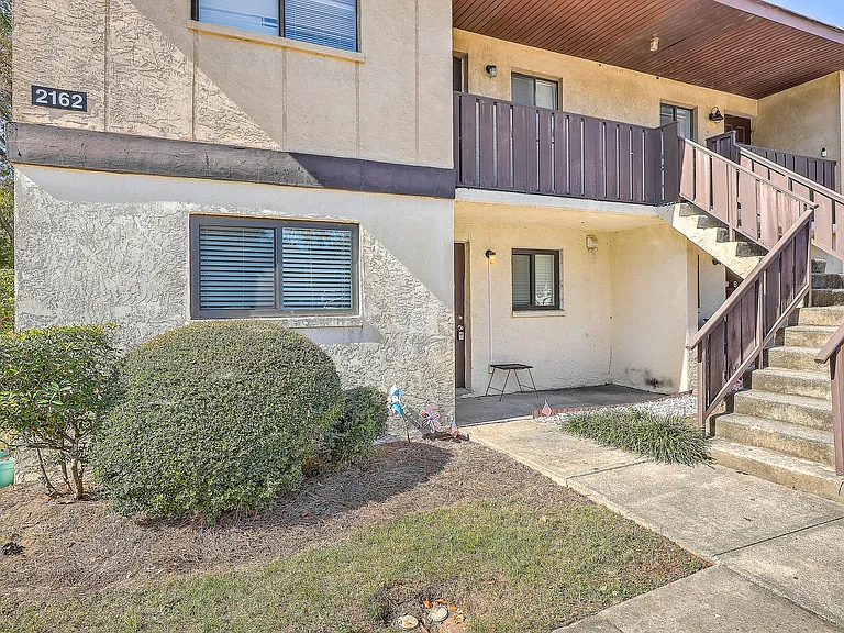 2162 Bees Ferry Rd #A — Photo 1
