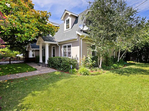 3rd image of 500 Morey Dr
