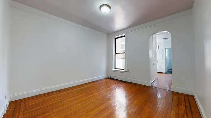 Rented by Bond New York | media 19