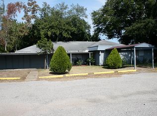 9337 Almeda Genoa Rd, Houston, TX 77075