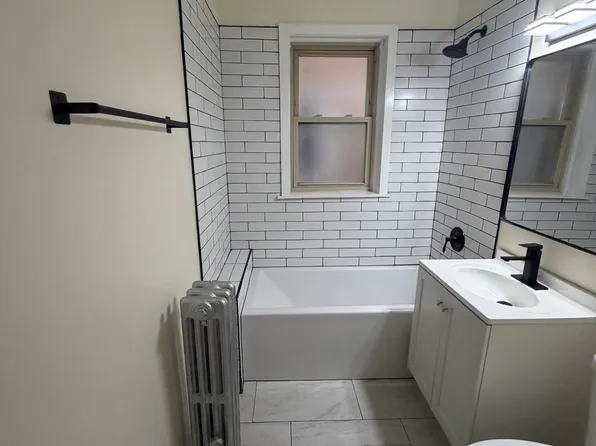 8151 S Paulina St #3N, Chicago, IL 60620