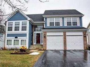 6261 Crossland Blvd, Gurnee, IL