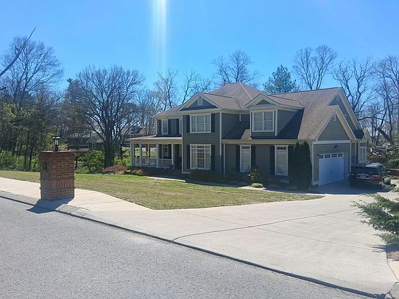 2nd image of 290 Marrcrest Ln