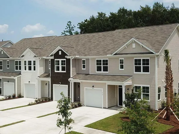 693 Hilchot Dr #68, Summerville, SC 29486