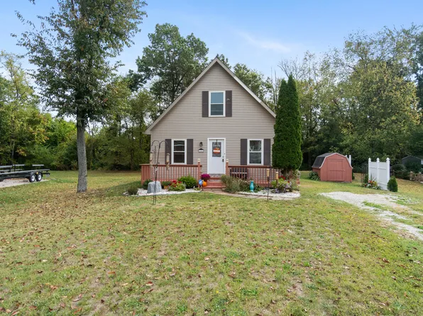 12241 Grandview Dr, Jerome, MI 49249