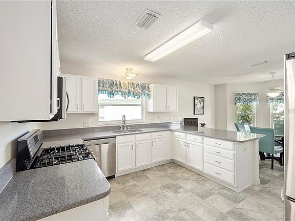 5th image of 17745 SE 92nd Grantham Ter