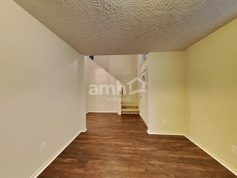 7015 Atasca Creek Dr — Photo 6