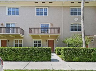 109 Osceola Ln, Jupiter, FL 33458