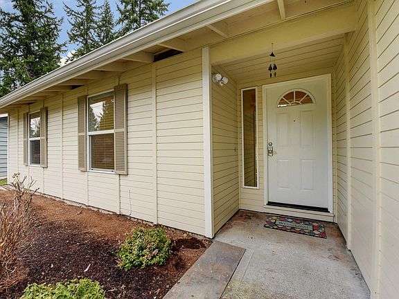 4th image of 7124 134th Ave NE