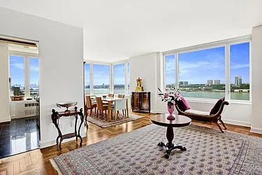 Rented by Nest Seekers International